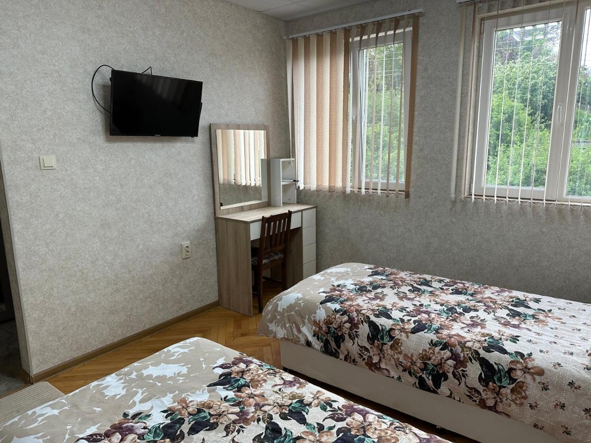 Suhin Dol Hotel Belimel Екстериор снимка